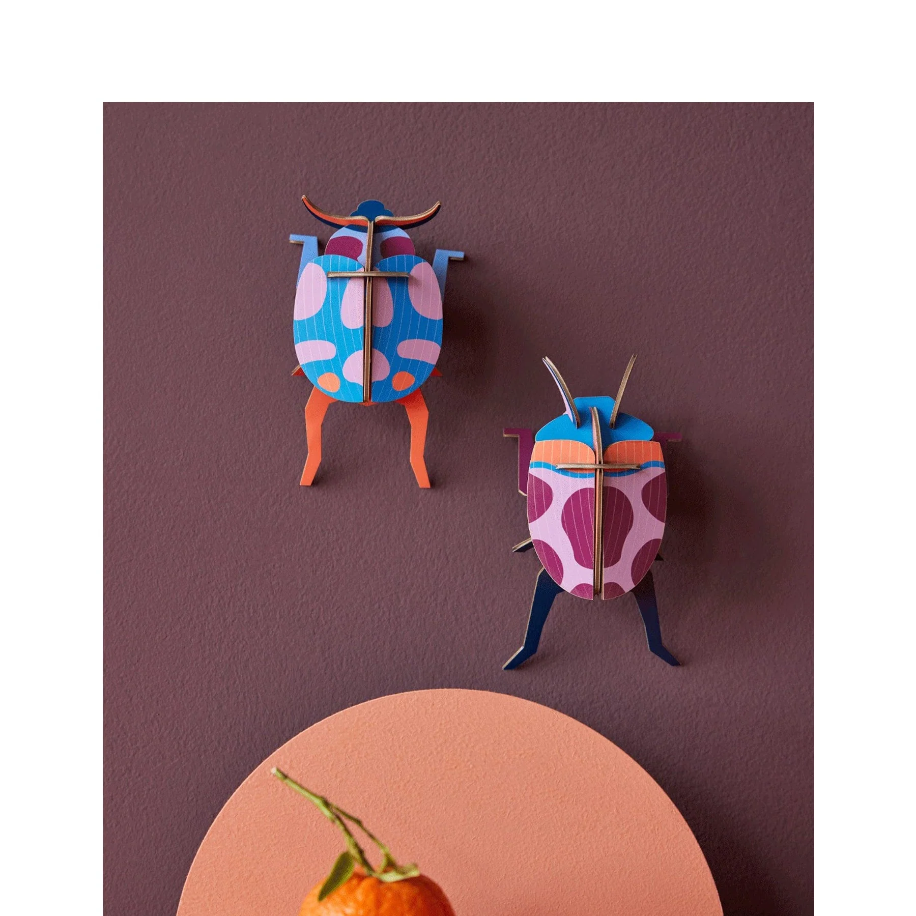 Coccinelle couple wall art - Image 2