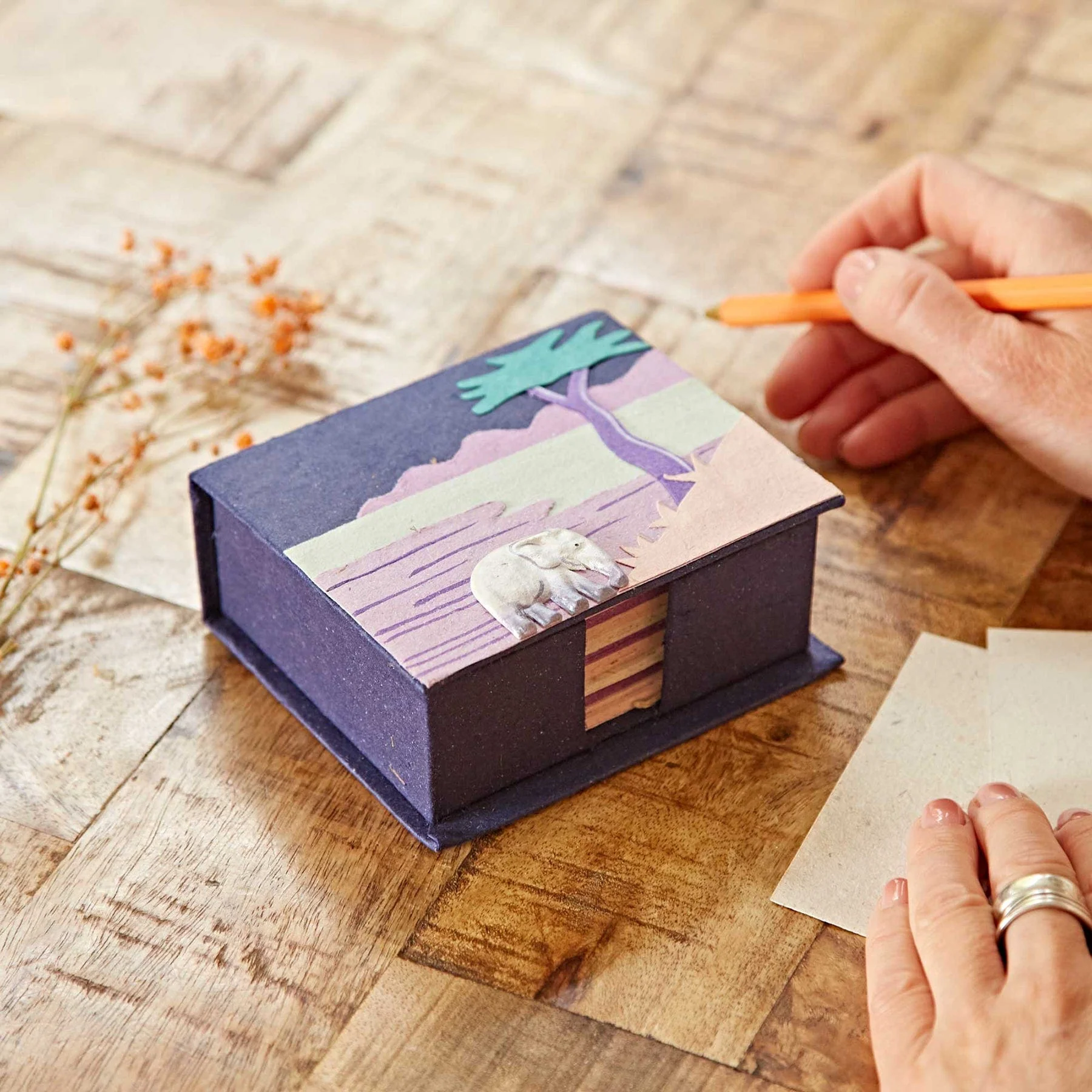 Elephant poo square paper holder (sold singly) - Image 7