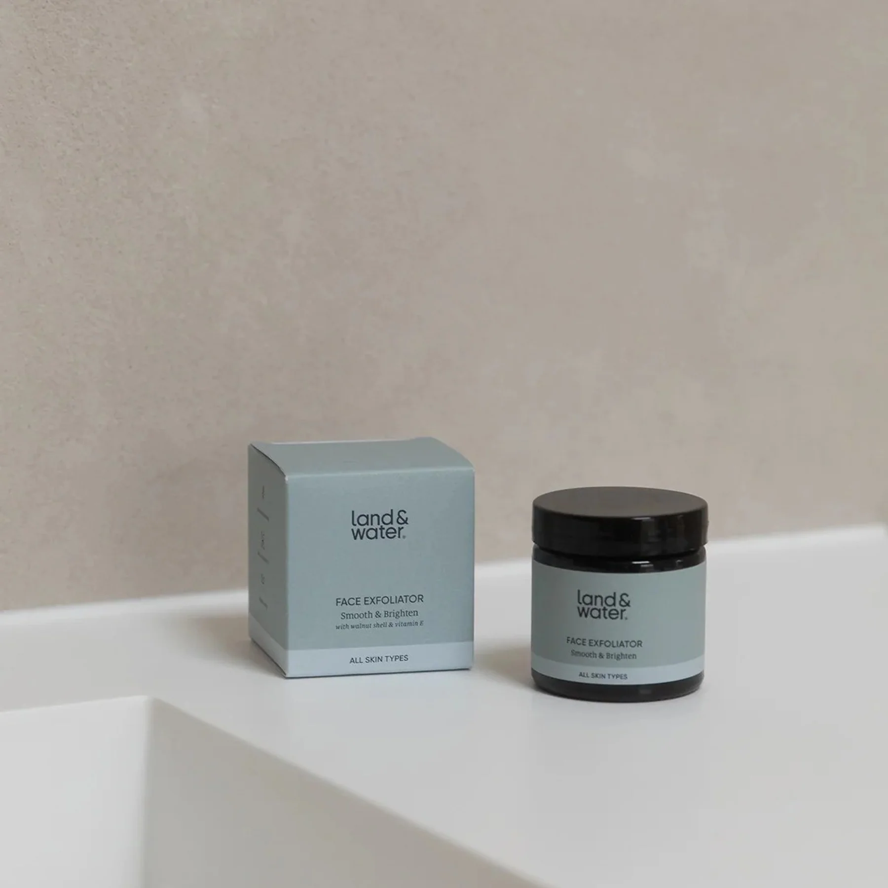 Face exfoliator 55ml - Image 2