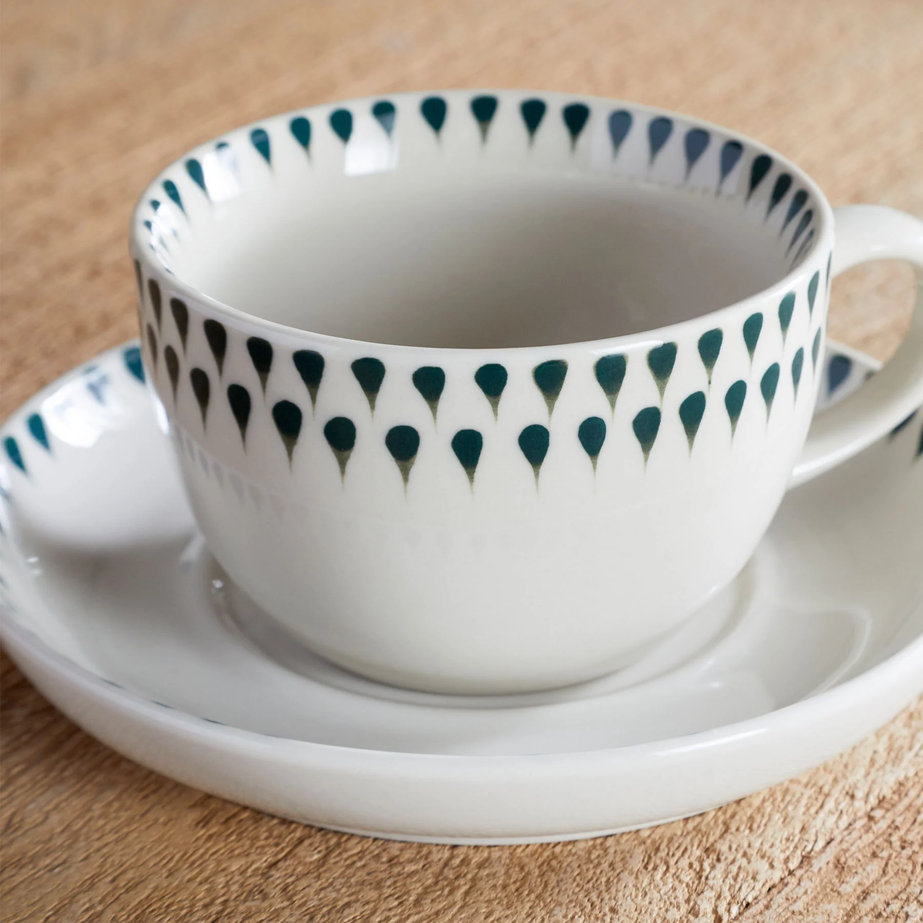 Juniper drop cup & saucer - Image 3