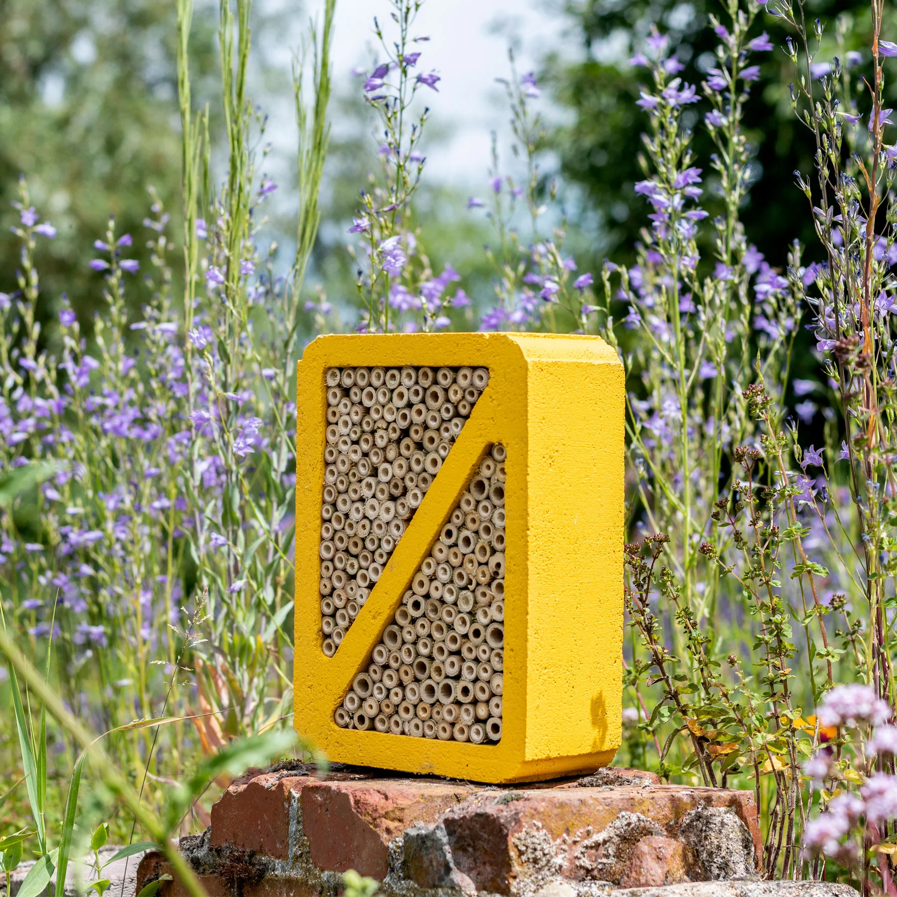 Salina bee & insect hotel yellow - Image 3