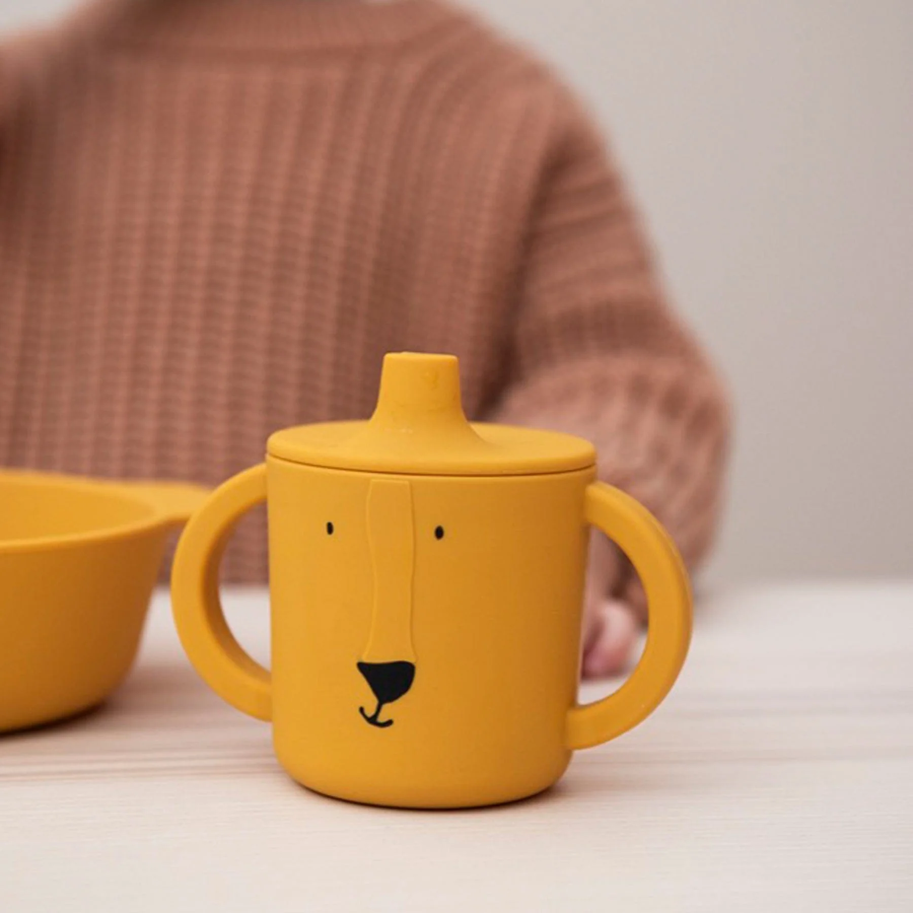 Silicone sippy cup - lion - Image 3